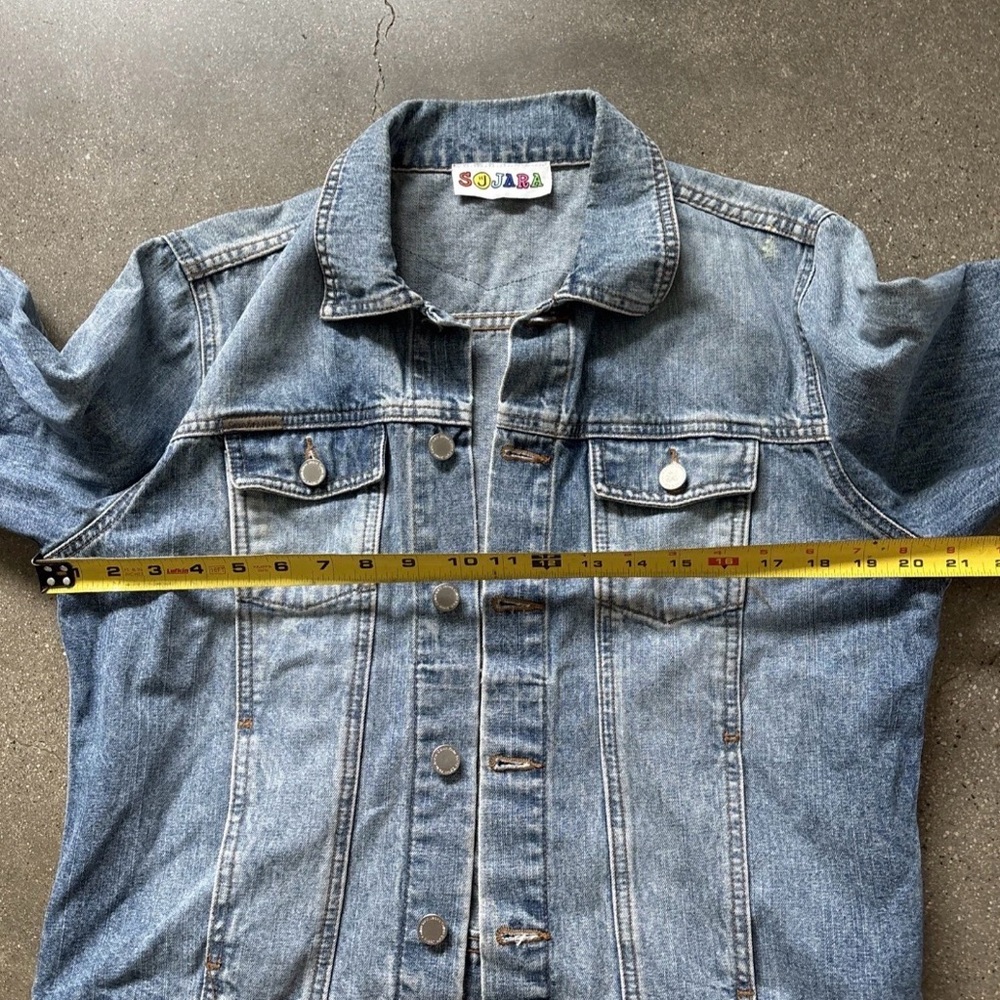 Denim Jacket with Red Lips Rolling Stones Graphic - Picture 11 of 11